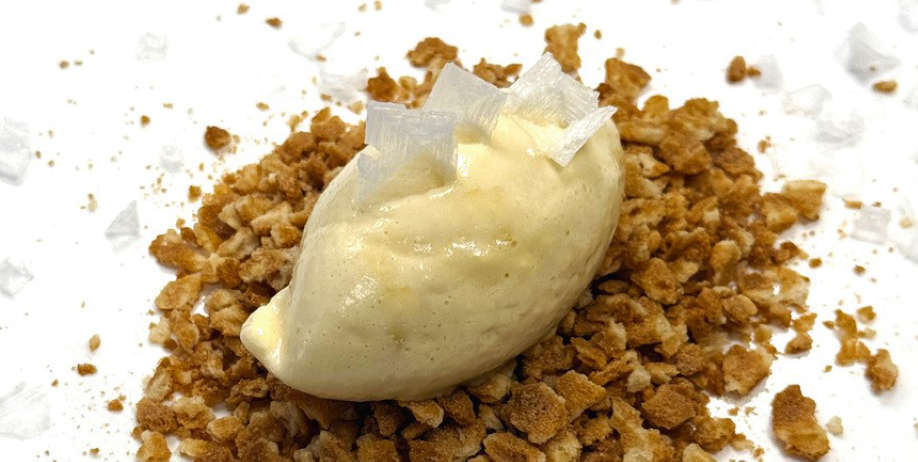 Caramelised white chocolate ice cream with fleur de sel